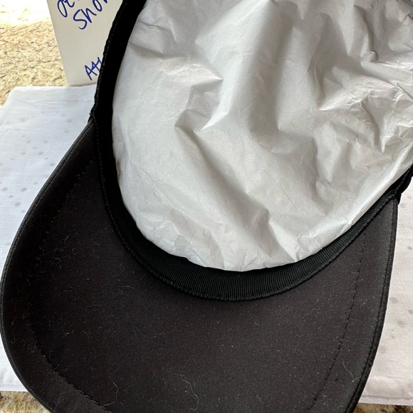 Chanel CC Cap - Picture 5 of 16